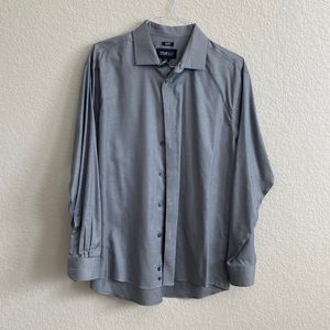 Button up men’s collared shirt